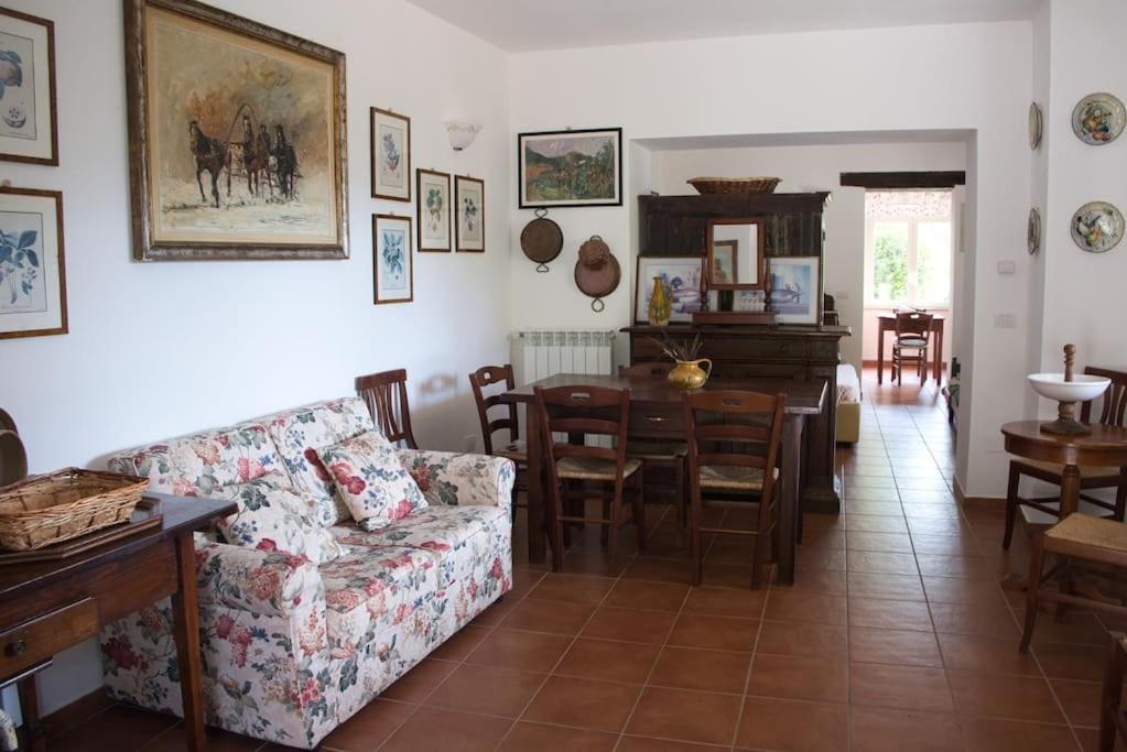 Agriturismo Il Casaletto Montefranco Экстерьер фото